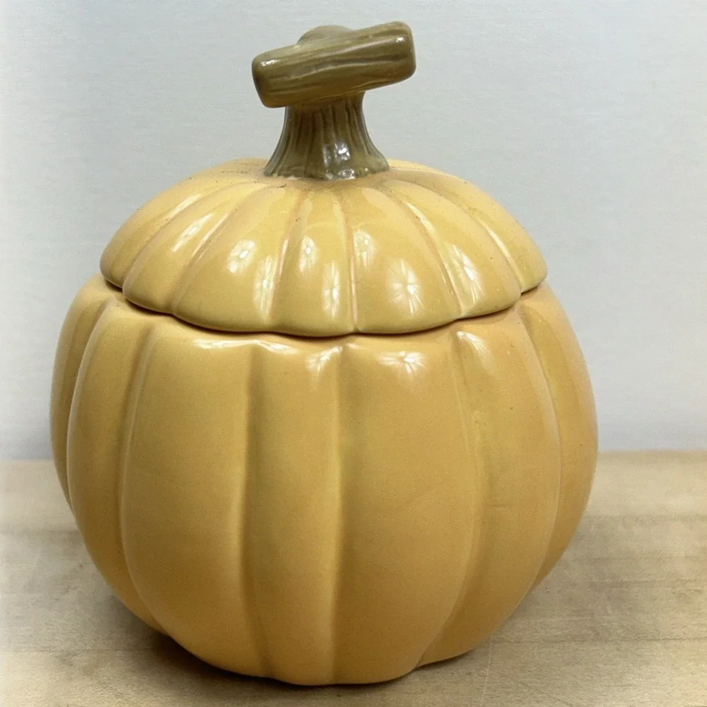 Hallmark ceramic pumpkin